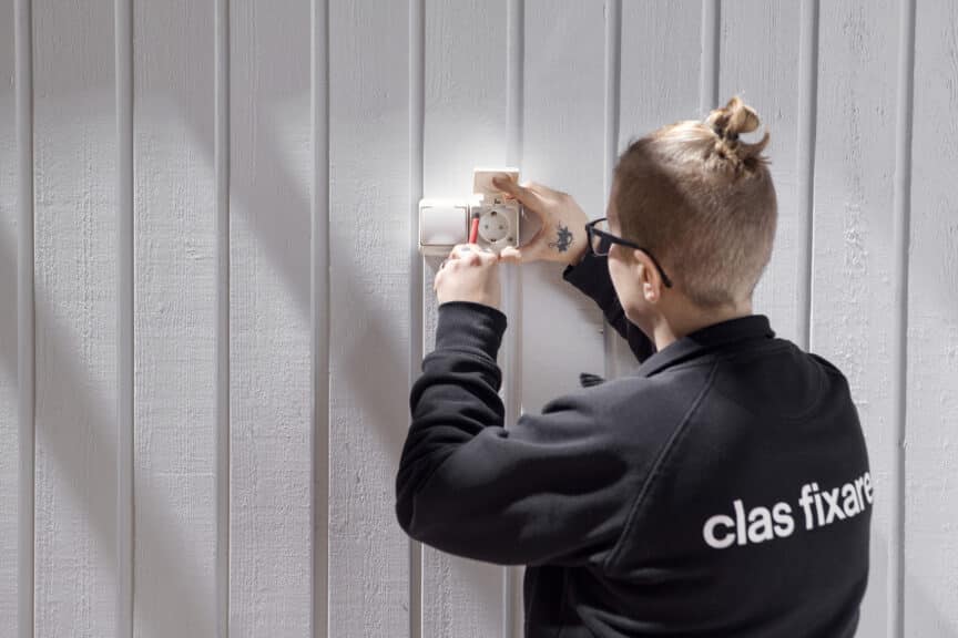 Installera eluttag / vägguttag (inomhus)