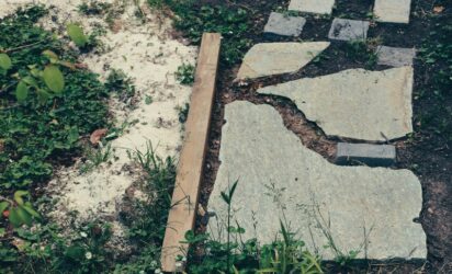 tvätta stenplattor utomhus